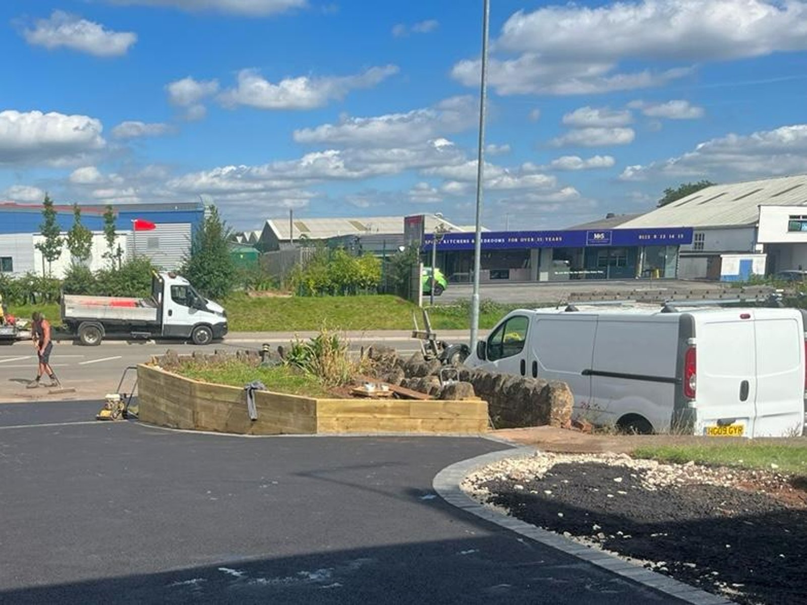 Commercial forecourt landscaping
